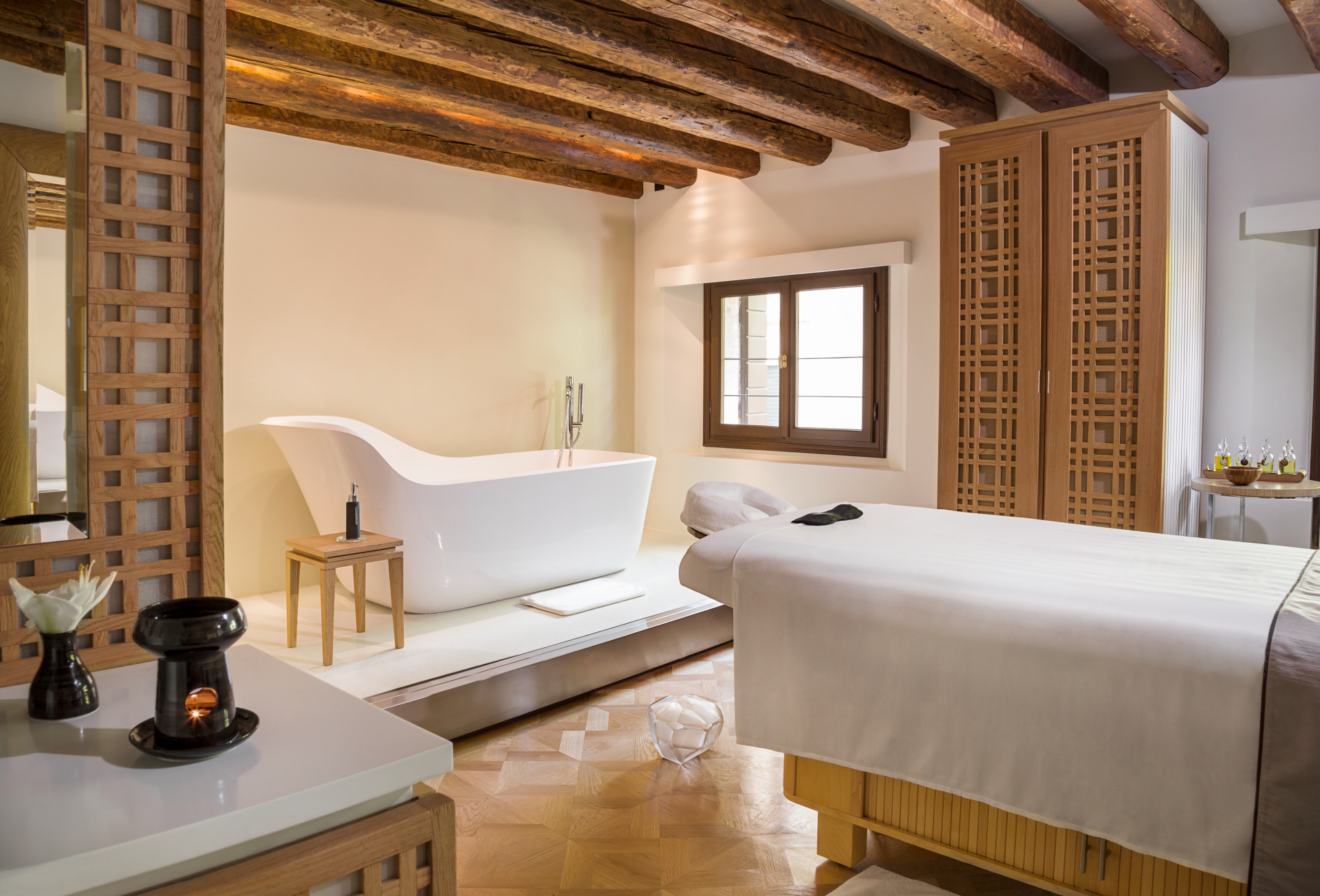 erholsamer und spiritueller spa im luxus hotel aman resort venice italien