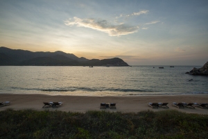 den Strand genießen im Amanoi Resort, Vinh Hy Bay, Vietnam