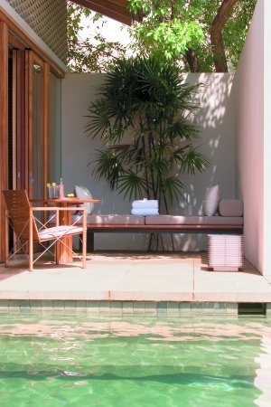 privater pool einer luxus suite im amanwella aman hotel in sri lanka indischer ozean