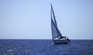 Segelboot bei Porto Cheli