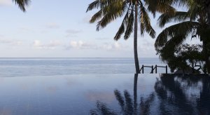 entspannen im Infinity Pool des Anantara Bazaruto Island Resort, Mosambik