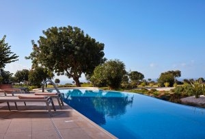Poolbereich, Aphrodite Hills Resort, Paphos, Zypern