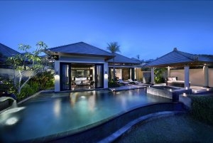 luxus villa mit privaten pool im banyan tree ungasan resort in bali indonesien