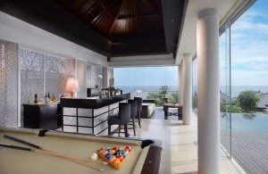 luxus villa mit ausblick auf das meer und pool im banyan tree ungasan resort in bali indonesien
