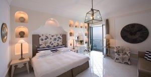 belles modernes schlafzimmer im bellevue syrene hotel in sorrent Italien