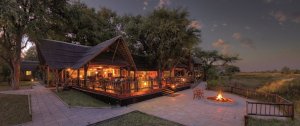 grossartige lounge der lodge in der khwai river lodge in afrika botswana okavango delta