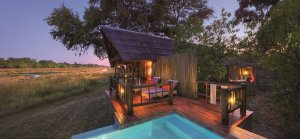 wunderschöner pool der suite in der khwai river lodge in afrika botswana okavango delta
