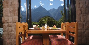 romantisches restaurant in der machu picchu sanctuary luxus lodge in peru lateinamerika