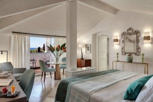 helles luxus Schlafzimmer einer suite im hotel splendido in portofino italien