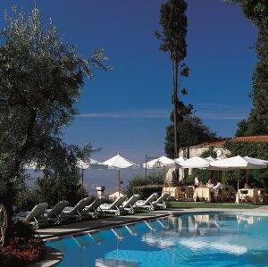entspannender pool in der Villa san michele in Florenz Italien