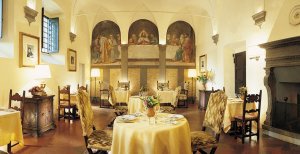 traditionelles ambiente im italienischen restaurant in der Villa san michele in Florenz Italien