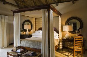 bezauberndes schlafzimmer im bushmans kloof in afrika südafrika clanwilliam