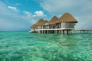 übernachten sie direkt über dem Wasser in einer Como Villa des Maalifushi by Como, Thaa Atoll, Malediven