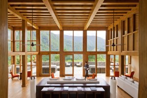 schöner Eingangsbereich des Uma by COMO Resort Punakha, Bhutan 