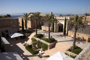 Anblick des Inneren der Anlage der historischen Luxus Festung Mallorca Cap Rocat Spanien