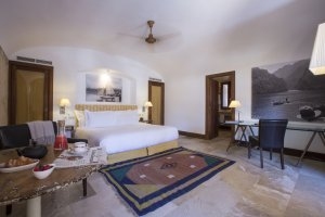 großzügige Suite in der Luxus Festung Mallorca Cap Rocat Spanien