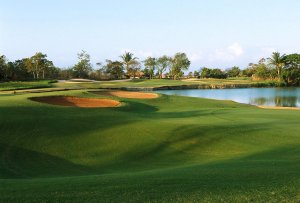 schöne Golfanlage im Casa de Campo Golfresort Dominikanische Republik 