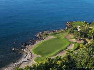 Golfplatz direkt am Strand im Casa de Campo Golfresort Dominikanische Republik