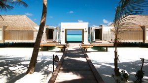 luxuspur erleben sie in einer Water Villa des Cheval Blanc Randheli, Noonu Atoll, Malediven