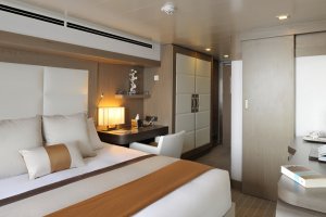 moderne kabine auf dem luxus kreuzfahrtschiff in der antarktis von compagnie du ponant
