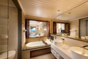 exklusives badezimmer einer junior suite im Constance Belle Mare Plage, mauritius 