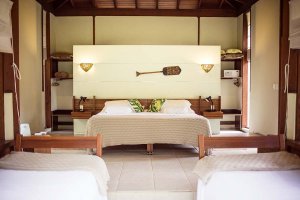 luxurioeses schlafzimmer eines special bungalow der cristalino lodge, amazonas, brasilien