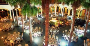 Spanien Fuerteventura Elba Palace & Golf Resort gutes essen auf der wunderschoenen Restaurant Terrasse