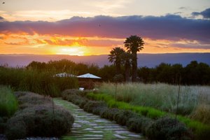 romantischer sonnenuntergang in der el colibri lodge buenos aires argentinien südamerika