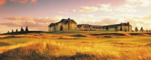 Europa Schottland St Andrews Fairmont Hotel malerische Aussicht über die Felder