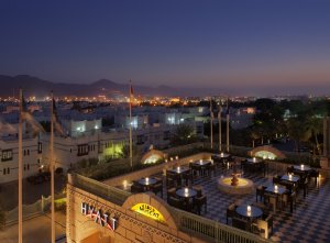 Orient Oman Muscat Grand Hyatt BBQ unter freiem Himmel im Rooftop Grill House 