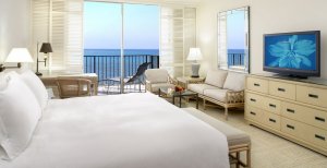 modernes helles schlafzimmer im halekulani luxus hotel auf hawaii honolulu