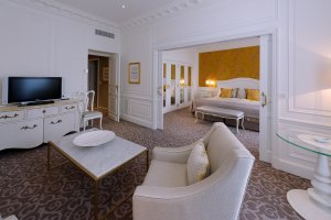 grosse luxus suite im hermitage hotel in monaco