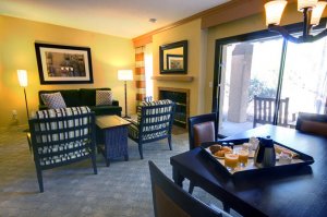 USA, Arizona, Hilton Tucson El Conquistador Golf Resort, grosser wohnbereich einer casita suite 