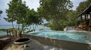 private villa mit pool und meerblick im kamalaya resort auf koh samui thailand