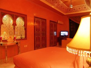 traumhaftes schlafzimmer in afrika marokko marrakesch im L'Mansion