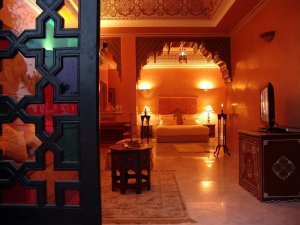 traumhaftes schlafzimmer in afrika marokko marrakesch im L'Mansion