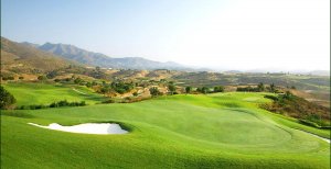 Spanien Costa del Sol La Cala Golf Course mit sanften hügeln und sattem grün für ein wunderbares spiel