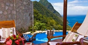 atemberaubende terrasse einer luxus suite im ladera luxus resort in st lucia karibik