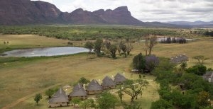 wunderschöne und weitläufige Anlage in mitten der Natur im The Legend Golf & Safari  Resort Südafrika