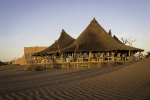 wunderschönes Anlage des Little Kulala Camp, Sossulvlei, Namib Wüste, Namibia 