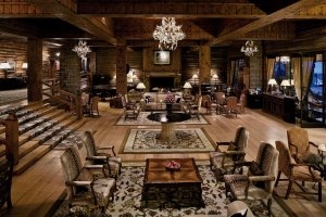 elegante lobby im llao llao hotel resort in patagonien argentinien südamerika