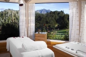 entspannte massagen im llao llao hotel resort in patagonien argentinien südamerika