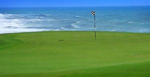 Spanien Gran Canaria atemberaubender Blick vom Golfplatz Lopesan Meloneras auf das Meer