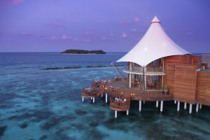 romantisches restaurant mit meerblick im the nautilus maldives luxusresort im baa atoll malediven